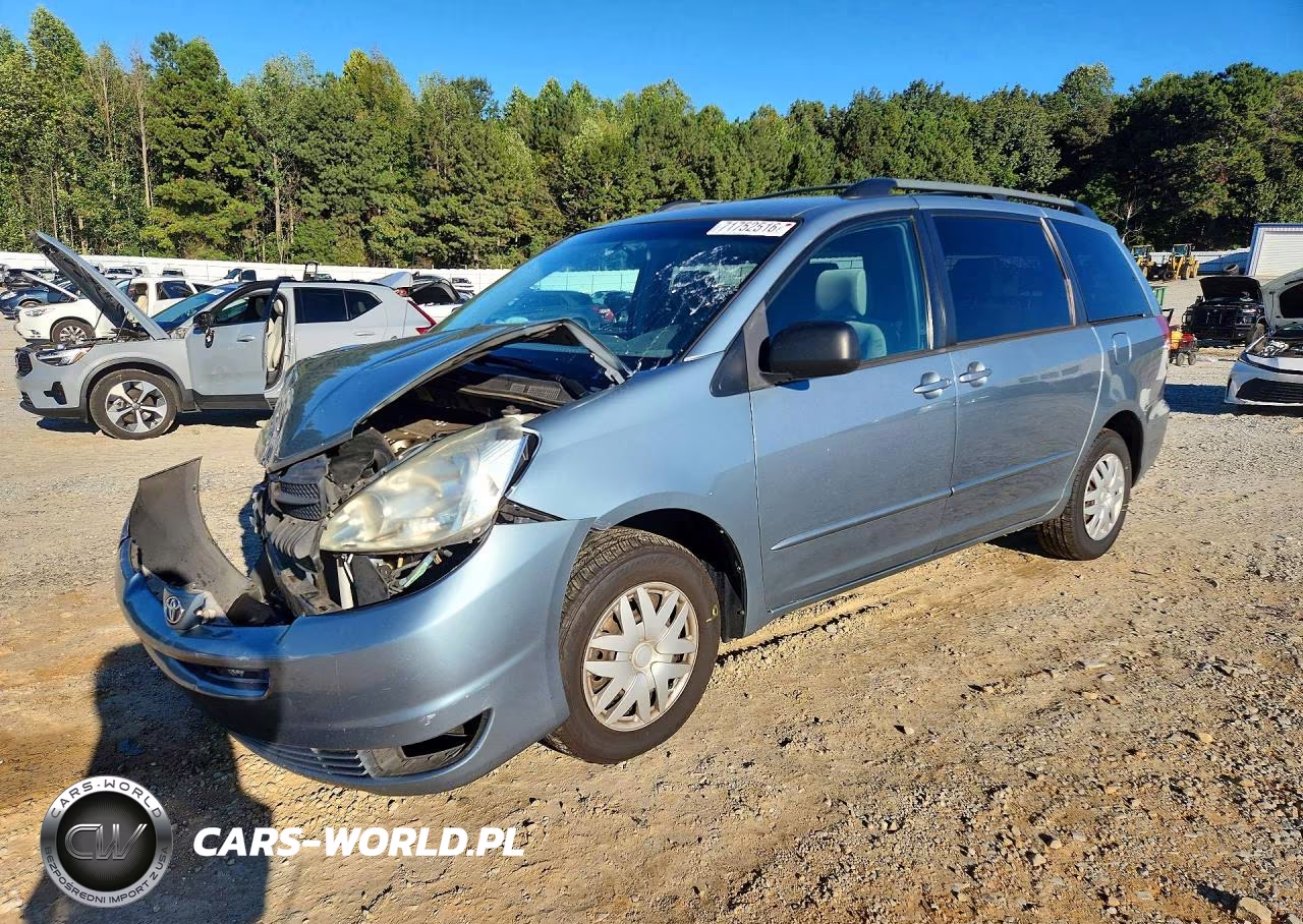 2004 Toyota Sienna Le 7 Passenger