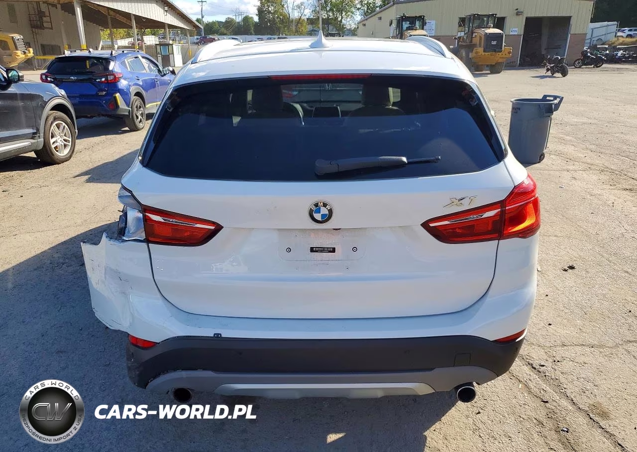 2018 BMW X1 xDrive28I VIN:WBXHT3C38J5K20544 - 6