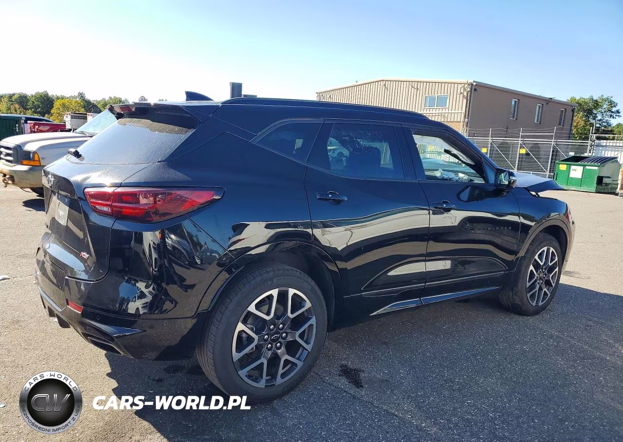 2025 Chevrolet Blazer Rs VIN:3GNKBERS9SS241062 - 3