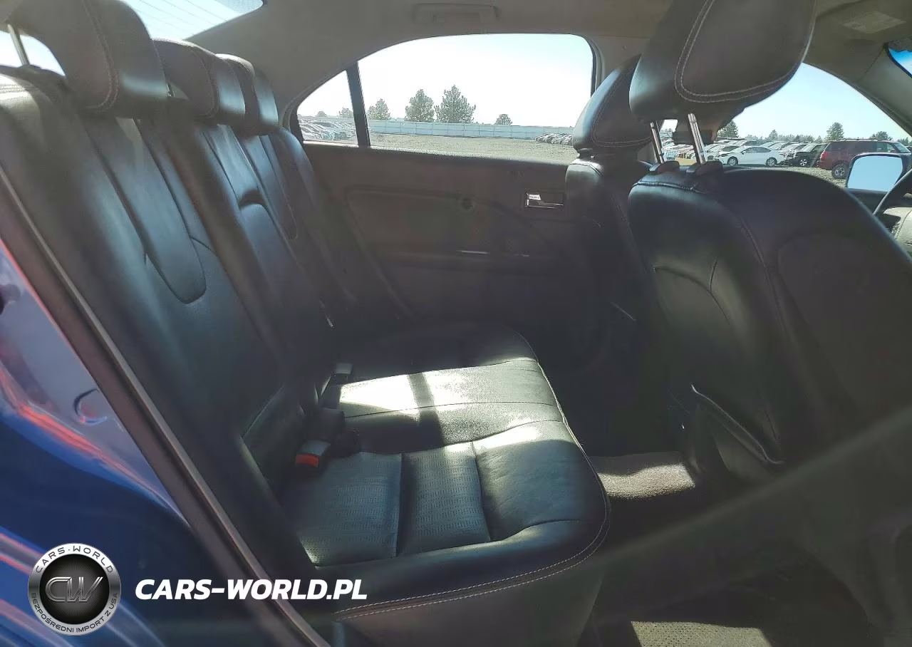 2010 Ford Fusion Sport VIN:3FAHP0DC7AR261264 - 10