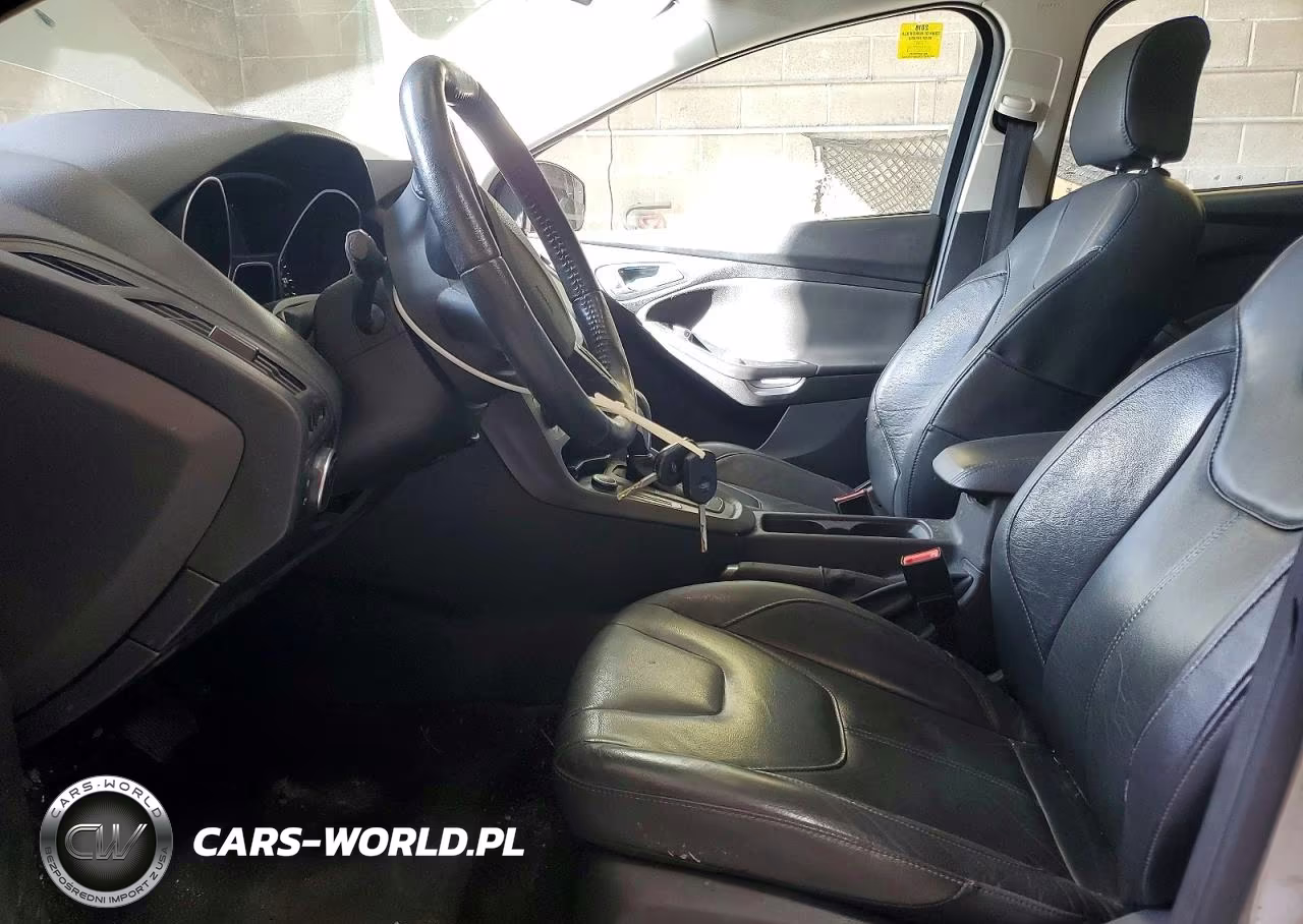 2016 Ford Focus Se VIN:1FADP3K20GL206057 - 7