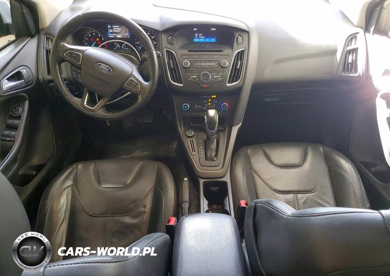 2016 Ford Focus Se VIN:1FADP3K20GL206057 - 8