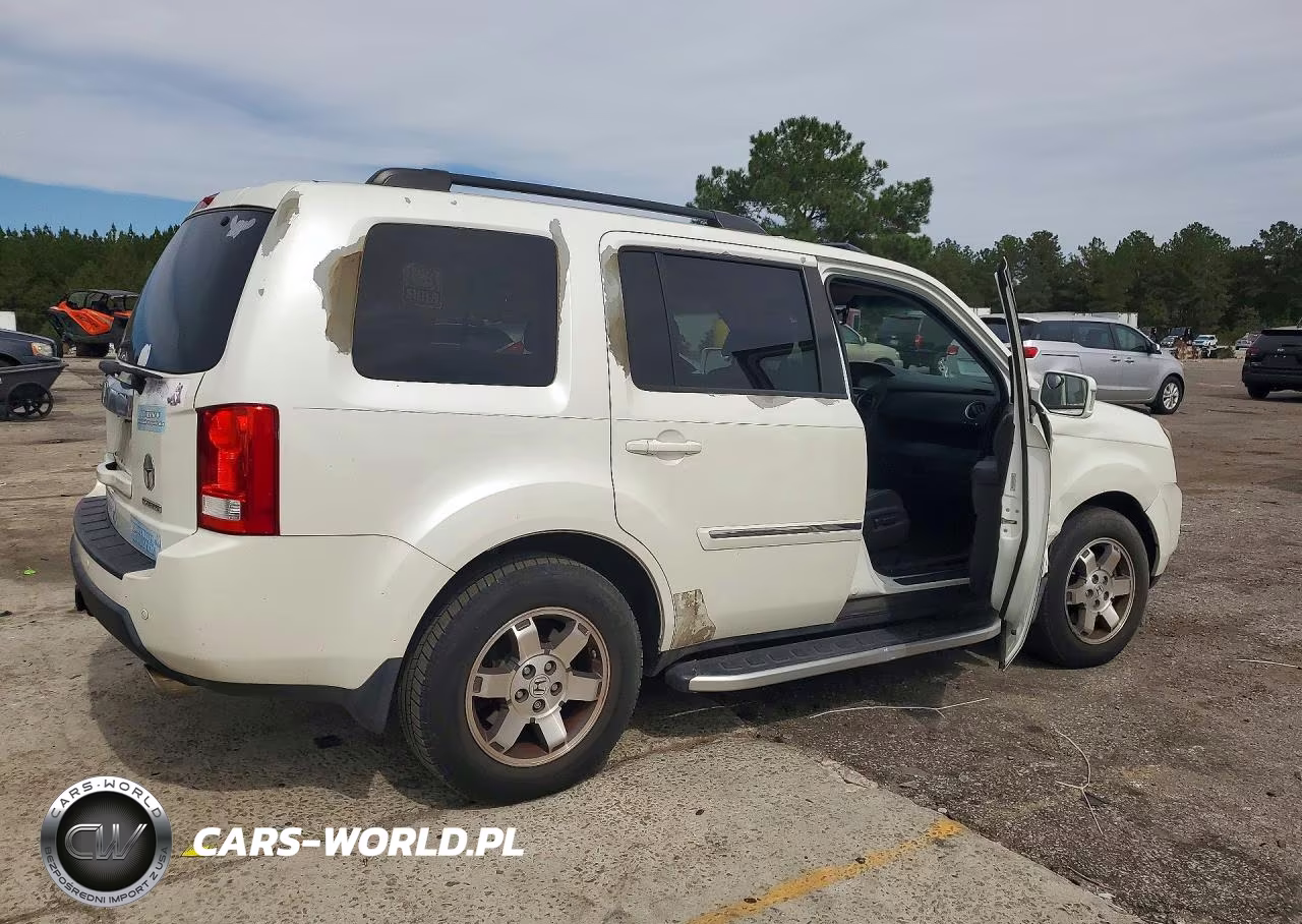 2011 Honda Pilot Touring VIN:5FNYF3H93BB032368 - 3