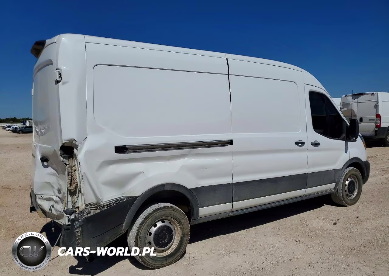 2023 Ford Transit 250 Delivery Van VIN:1FTBR1C89PKB67302 - 3