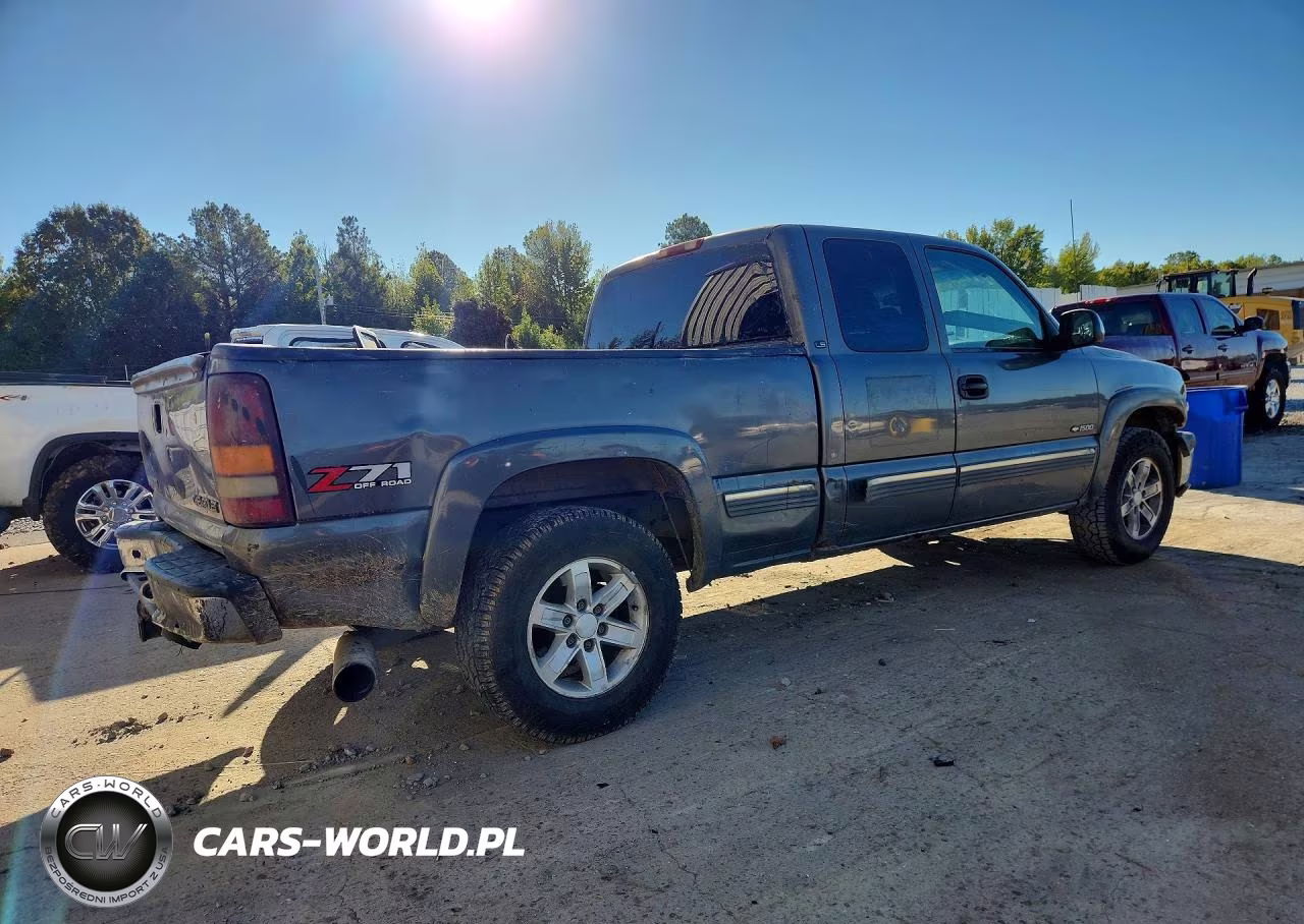 2000 Chevrolet Silverado K1500 VIN:2GCEK19T7Y1396110 - 3