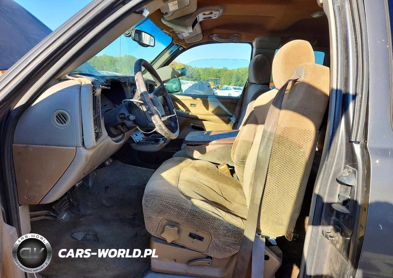 2000 Chevrolet Silverado K1500 VIN:2GCEK19T7Y1396110 - 7