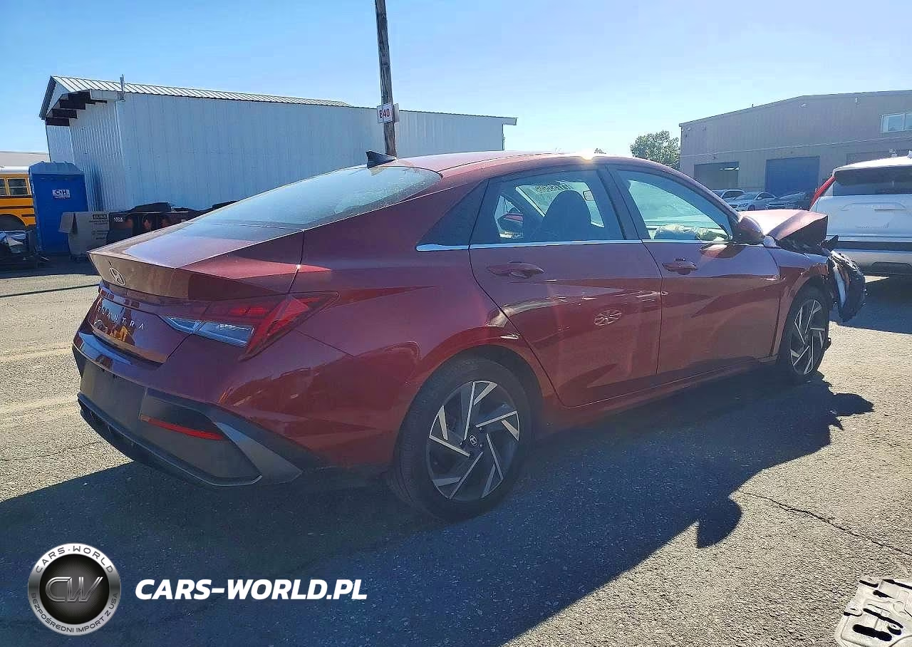 2025 Hyundai Elantra Sel VIN:KMHLS4DGXSU972220 - 3