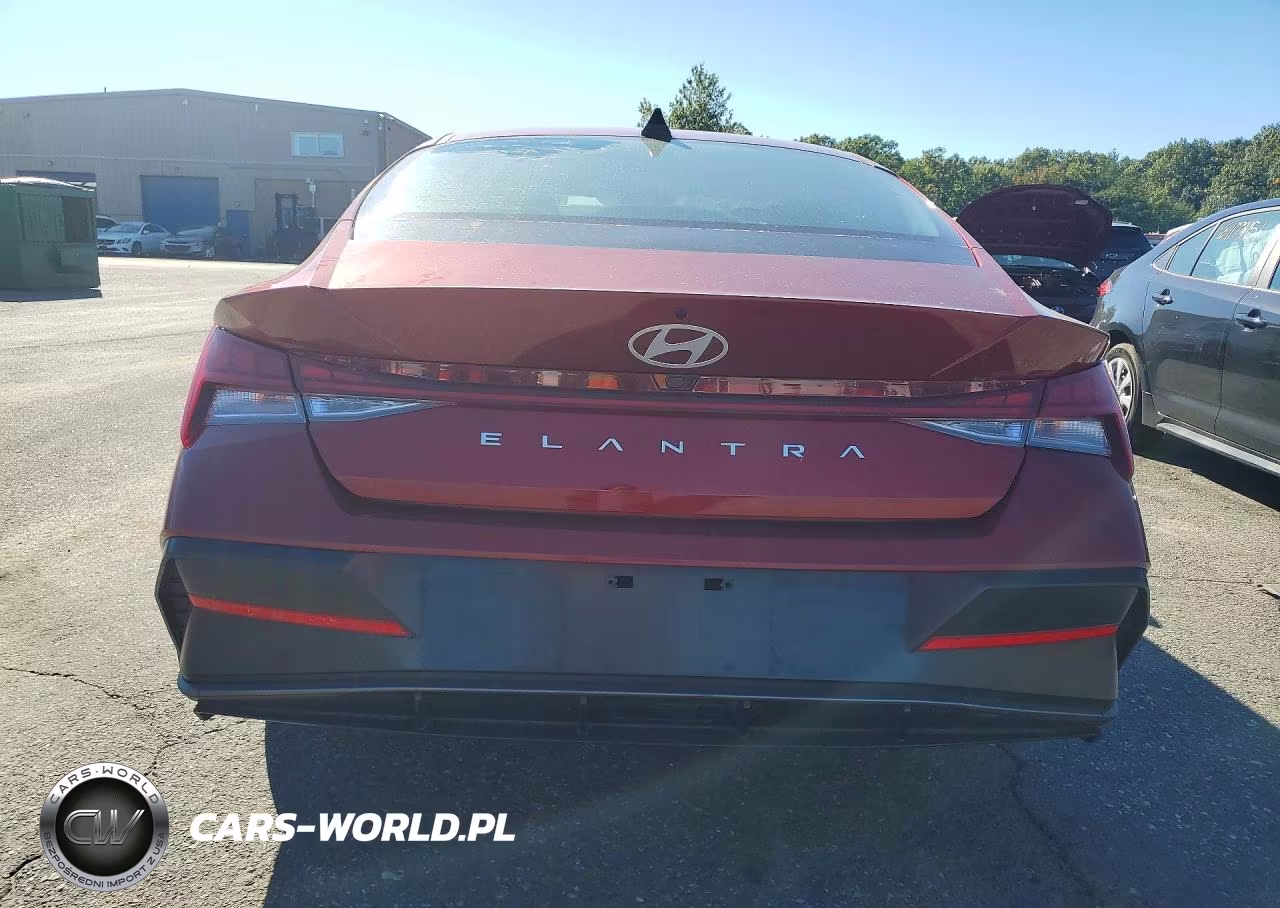 2025 Hyundai Elantra Sel VIN:KMHLS4DGXSU972220 - 6