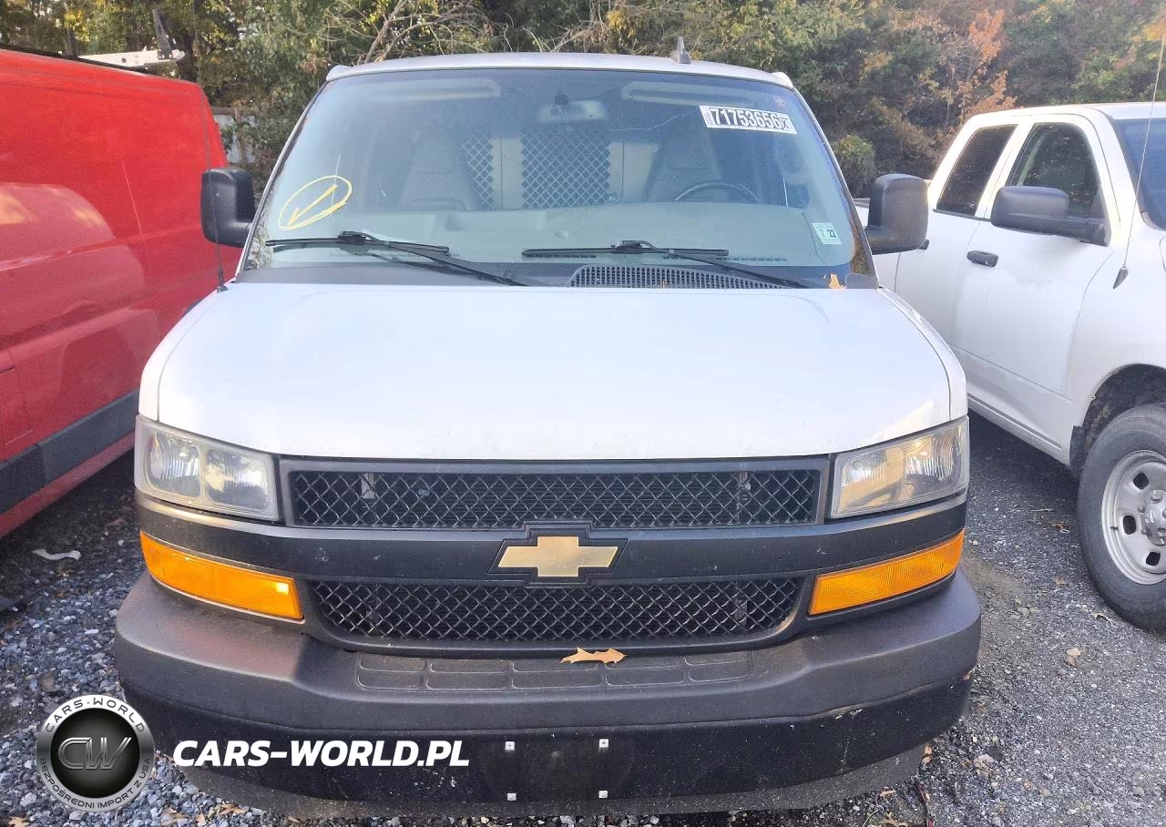 2021 Chevrolet Express G2500 VIN:1GCWGAFP9M1252054 - 5