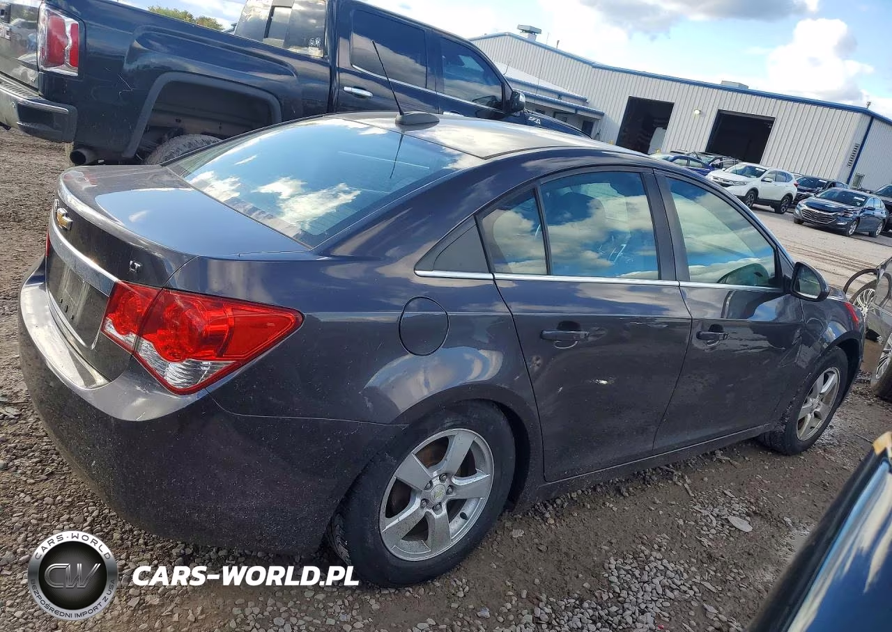 2015 Chevrolet Cruze Lt VIN:1G1PC5SB3F7257941 - 3