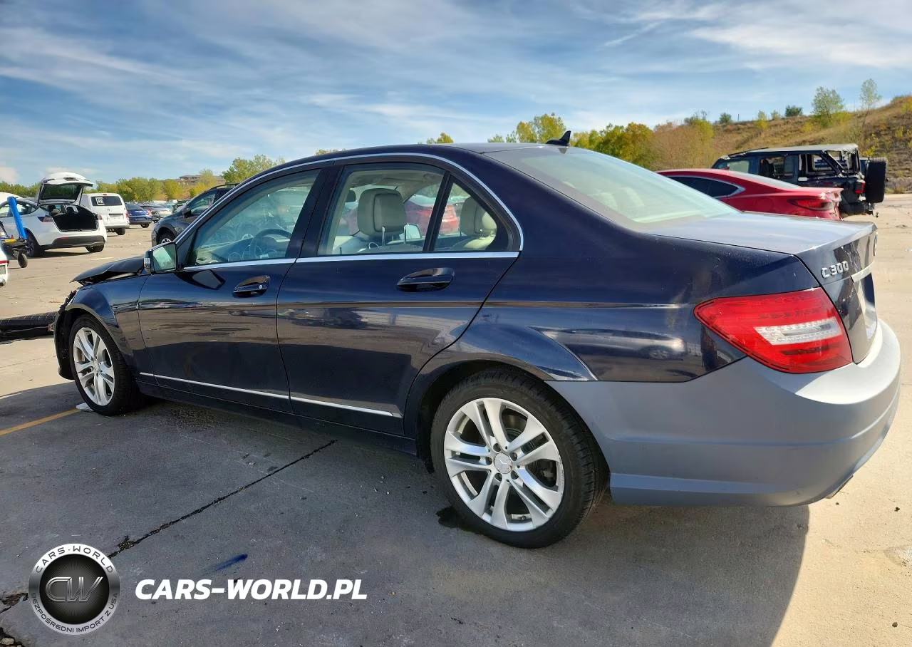 2013 Mercedes-Benz C 300 4Matic VIN:WDDGF8AB4DR245046 - 2