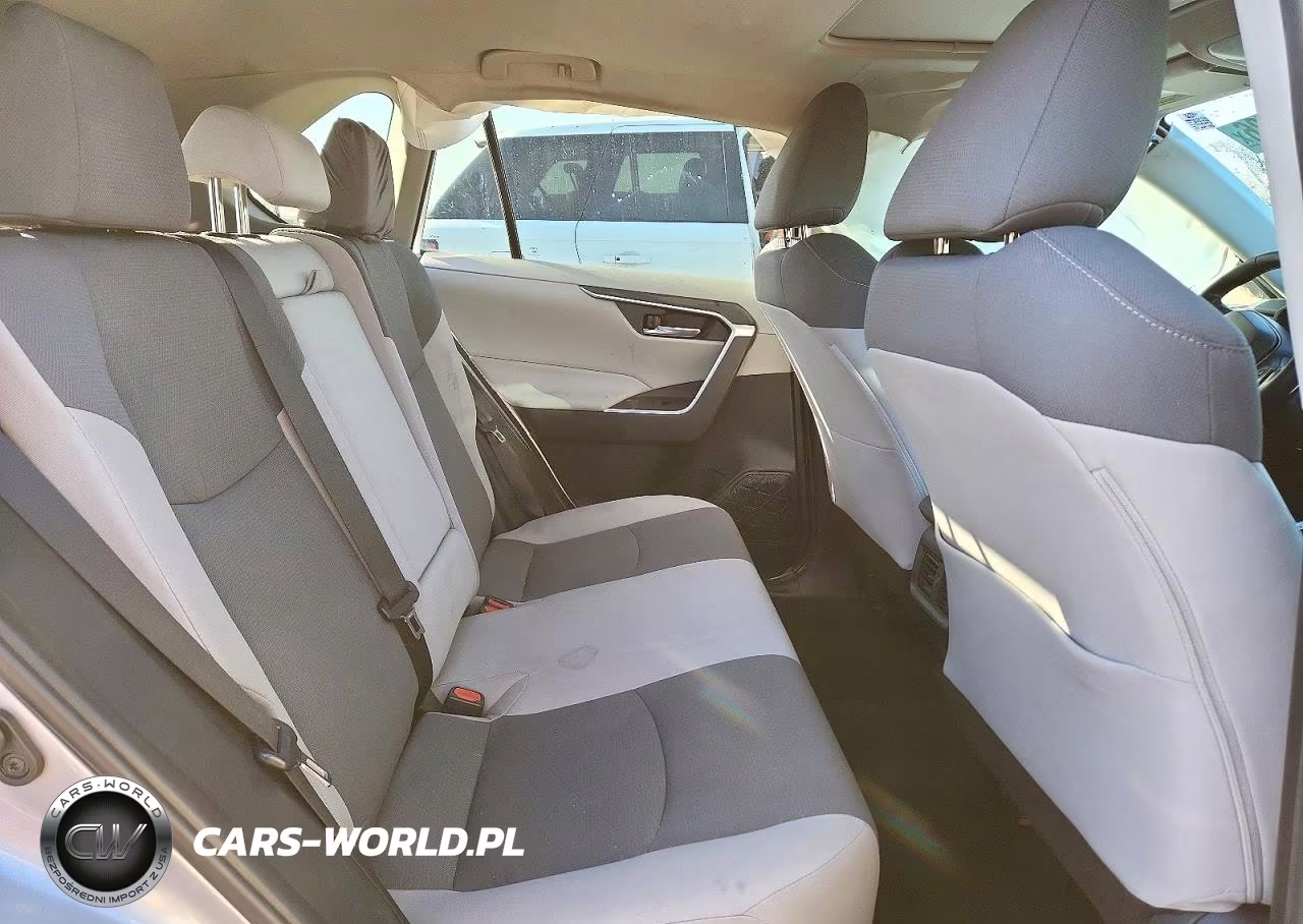 2019 Toyota Rav4 Xle VIN:2T3P1RFV4KW052006 - 10