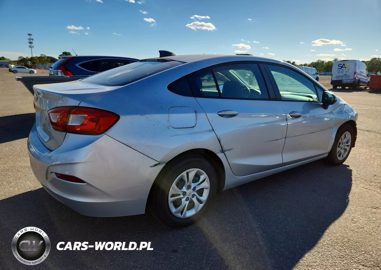 2019 Chevrolet Cruze Ls VIN:1G1BC5SM9K7111856 - 3