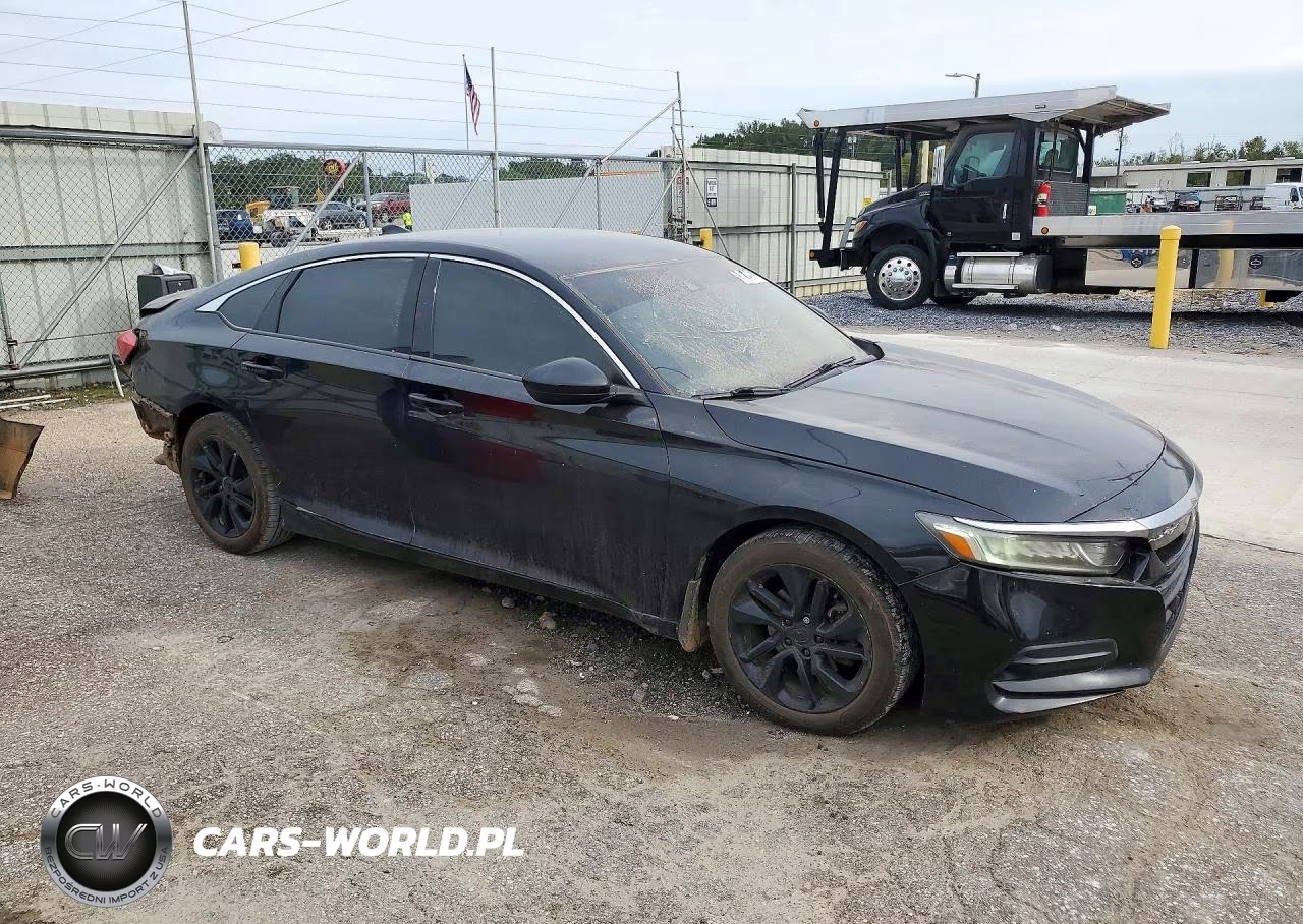 2018 Honda Accord Lx VIN:1HGCV1F1XJA110121 - 4