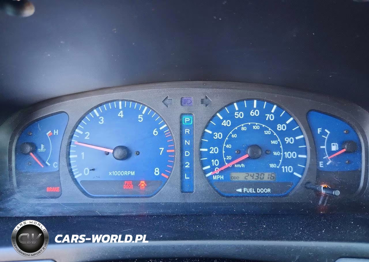 2002 Toyota Sienna Xle VIN:4T3ZF13C02U434676 - 9