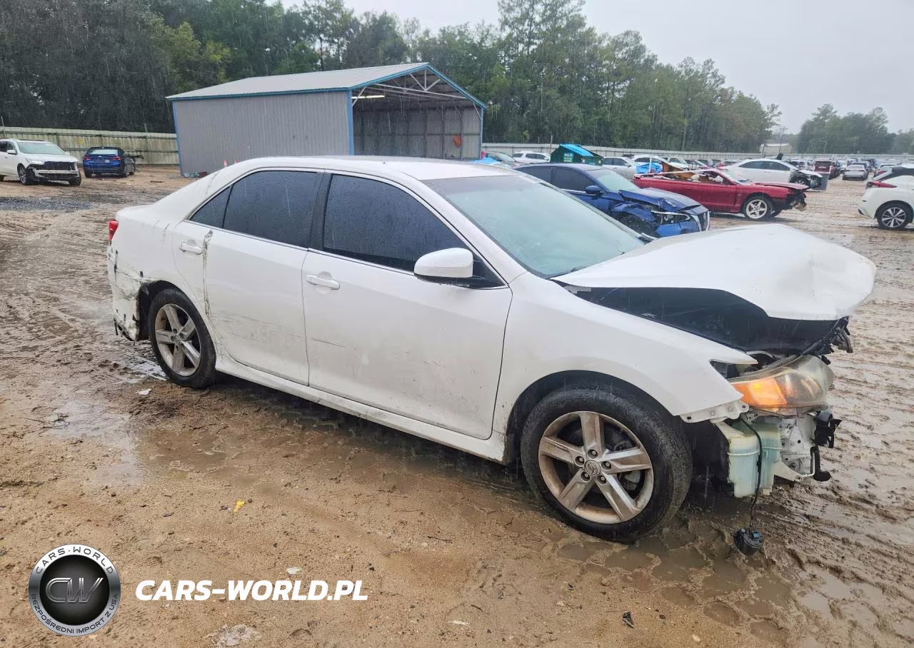 2013 Toyota Camry Se VIN:4T1BF1FK6DU676534 - 4