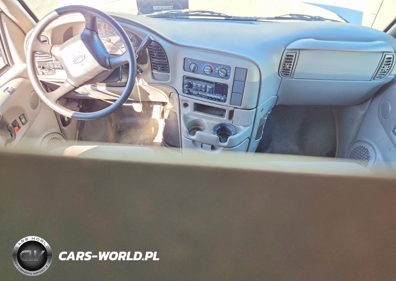 2005 Chevrolet Astro VIN:1GCDM19XX5B118662 - 8