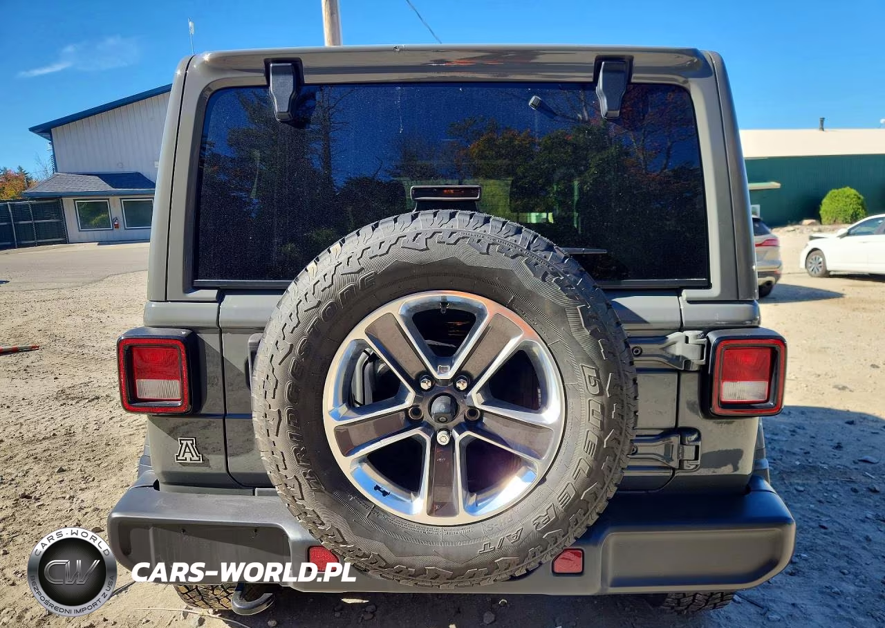 2020 Jeep Wrangler Unlimited Sahara VIN:1C4HJXENXLW291654 - 6