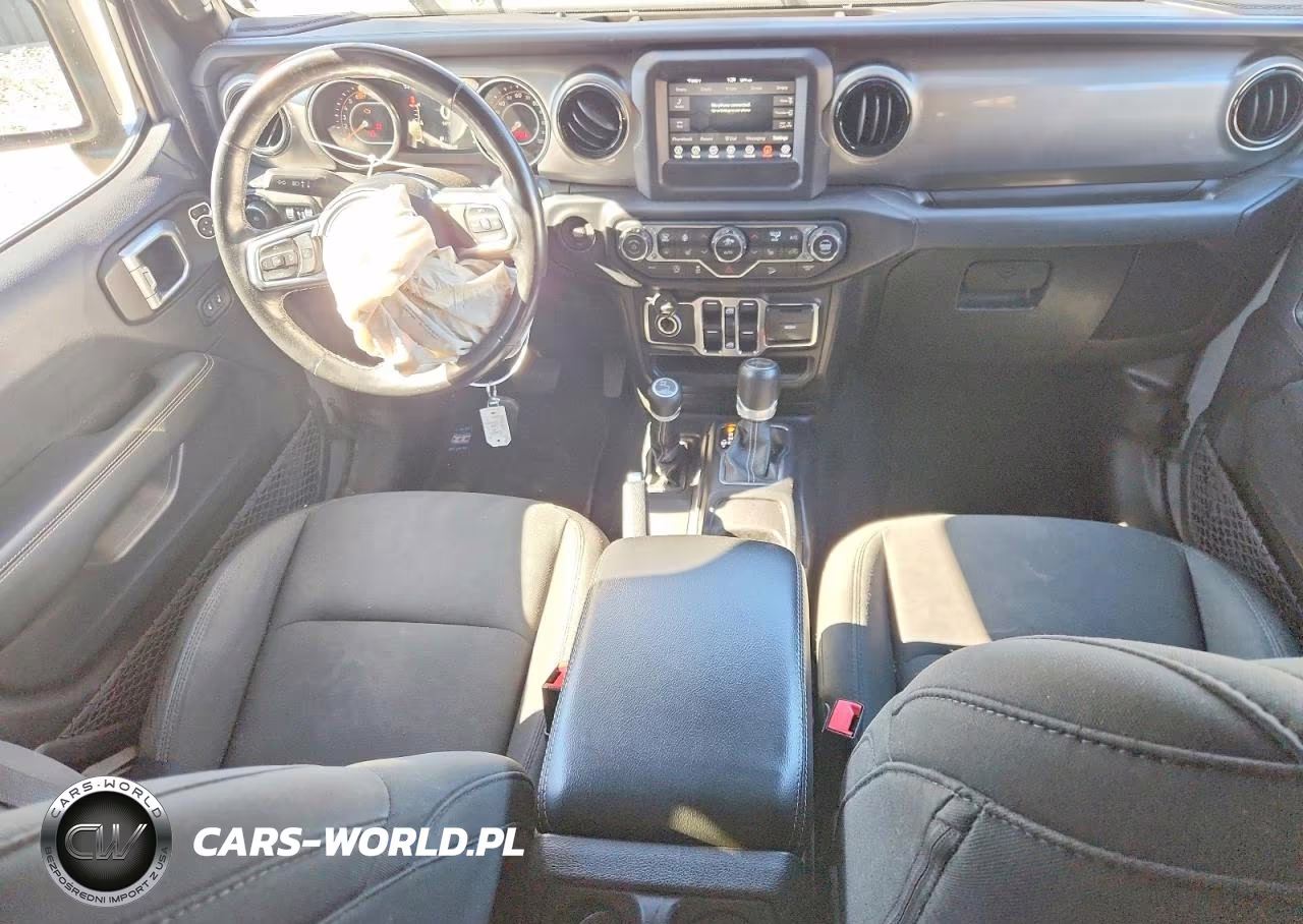 2020 Jeep Wrangler Unlimited Sahara VIN:1C4HJXENXLW291654 - 8