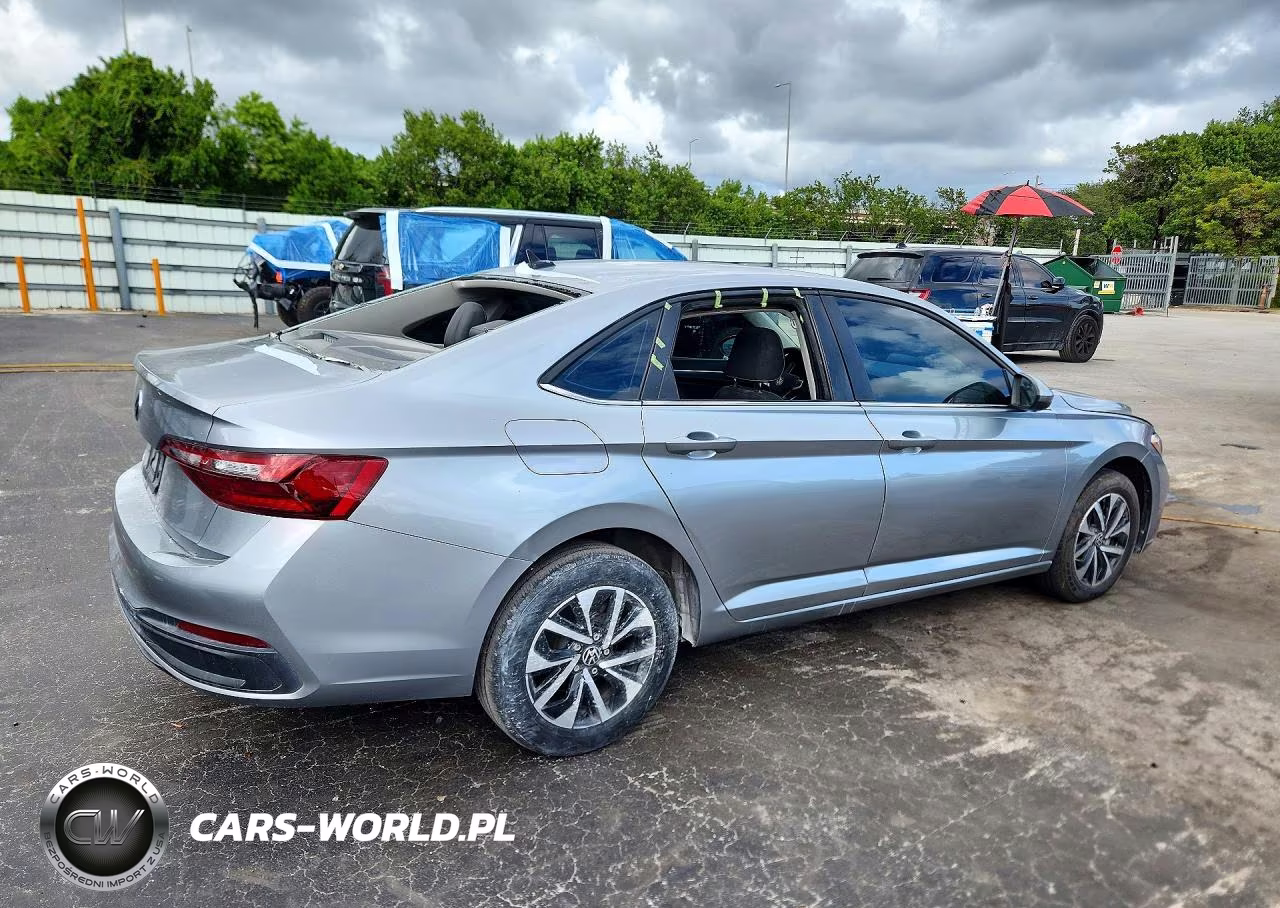 2022 Volkswagen Jetta S VIN:3VWCM7BU7NM005823 - 3