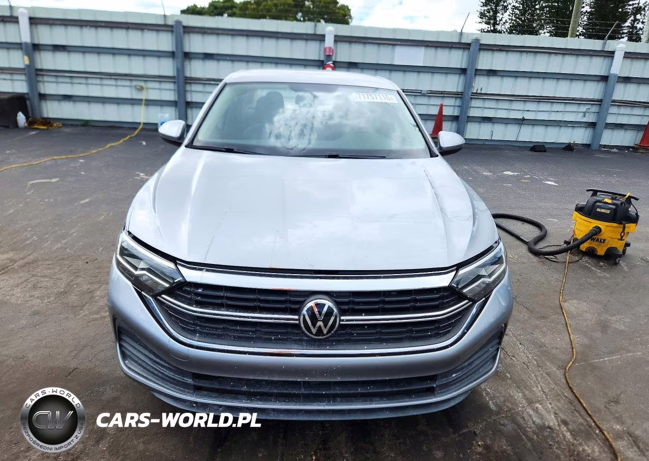 2022 Volkswagen Jetta S VIN:3VWCM7BU7NM005823 - 5