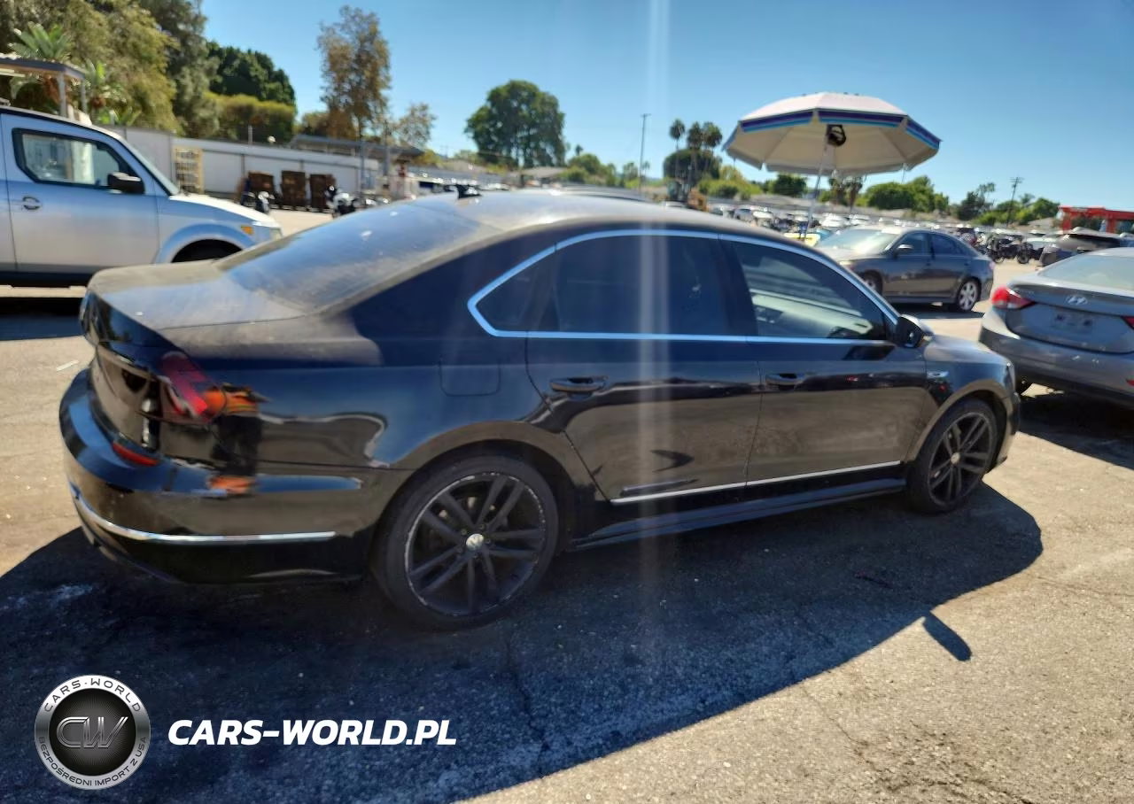 2017 Volkswagen Passat R-Line VIN:1VWDT7A30HC016359 - 3