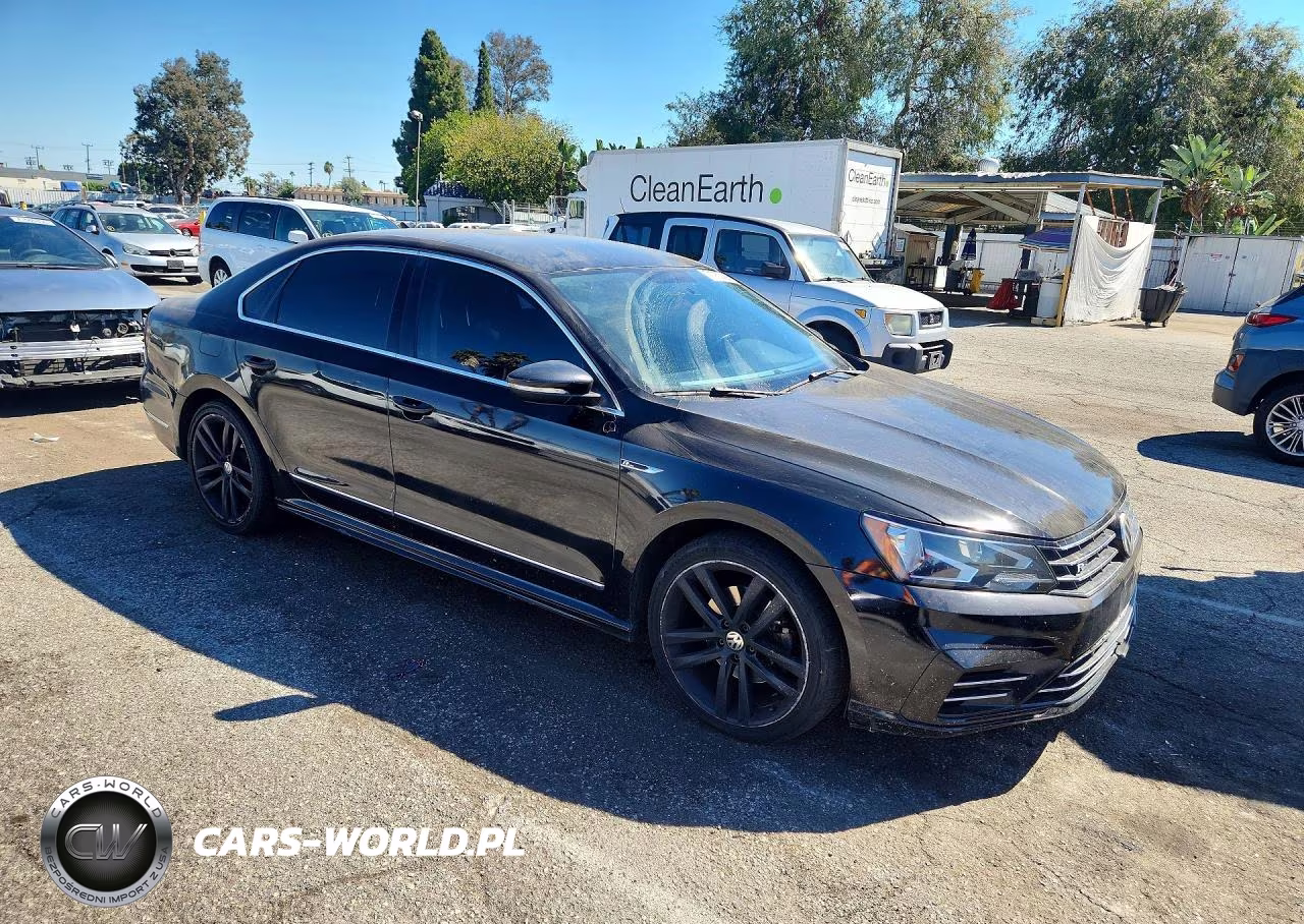 2017 Volkswagen Passat R-Line VIN:1VWDT7A30HC016359 - 4