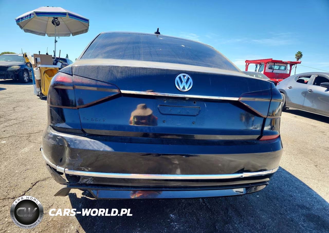 2017 Volkswagen Passat R-Line VIN:1VWDT7A30HC016359 - 6