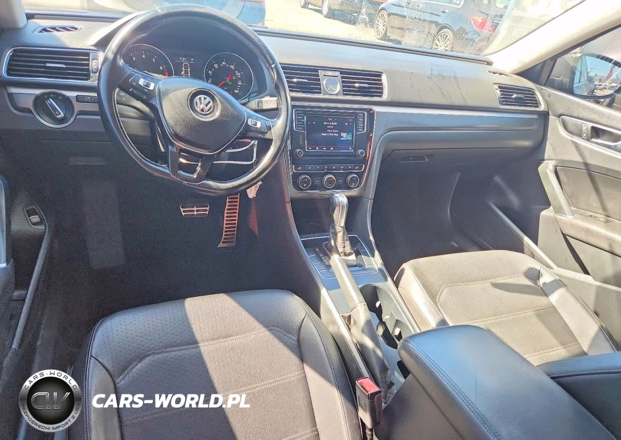 2017 Volkswagen Passat R-Line VIN:1VWDT7A30HC016359 - 8