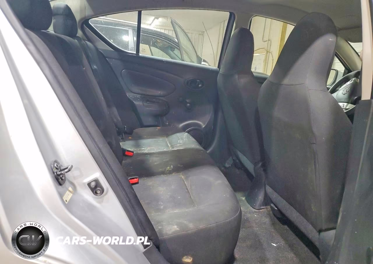2016 Nissan Versa 1.6 S Plus VIN:3N1CN7AP5GL915753 - 10