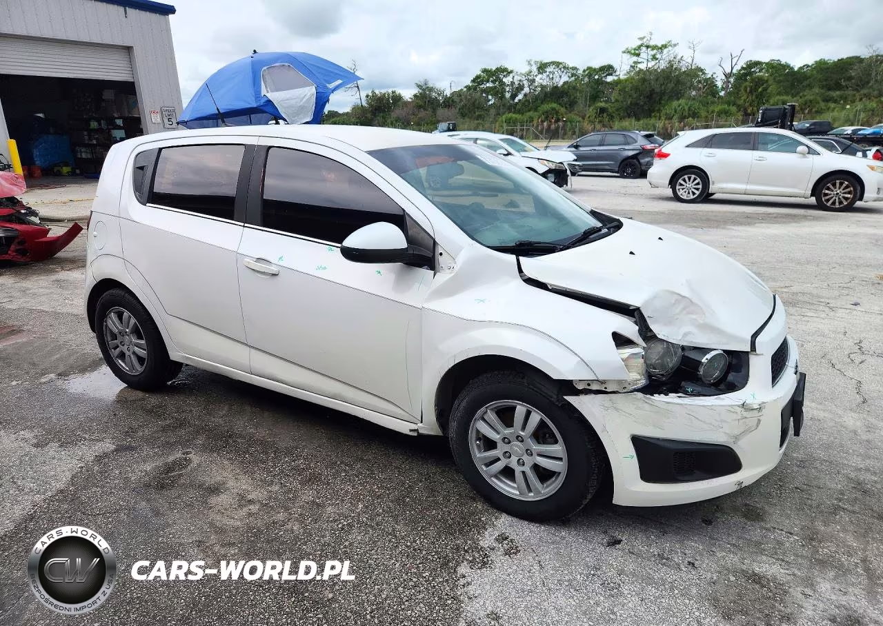 2014 Chevrolet Sonic Lt VIN:1G1JC6SH0E4156629 - 4