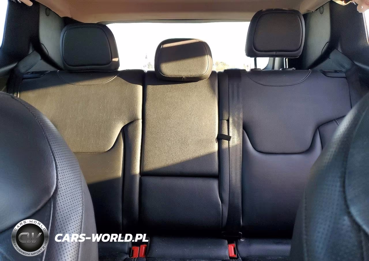 2018 Jeep Renegade Limited VIN:ZACCJBDB0JPG72119 - 10