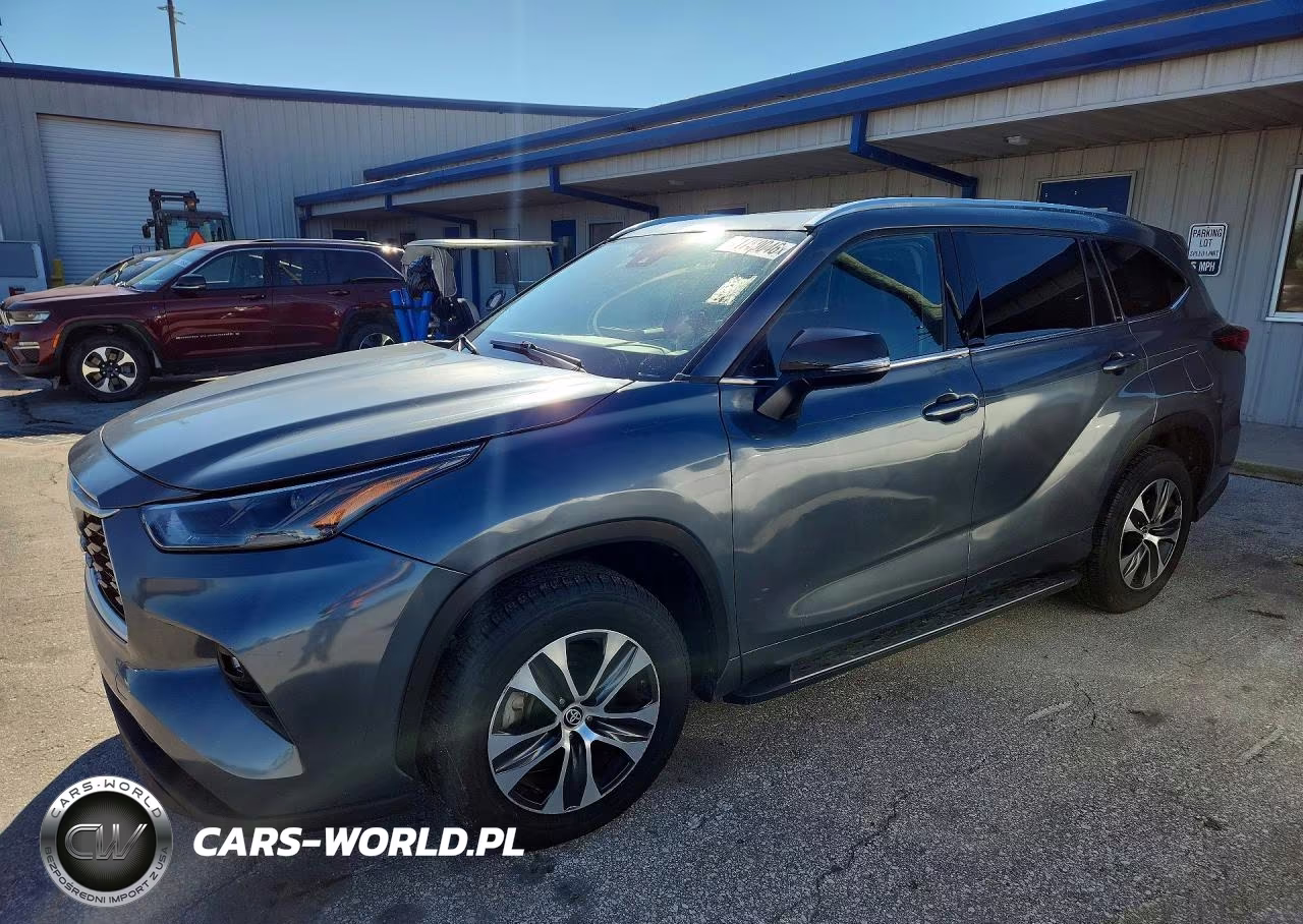 2022 Toyota Highlander Xle