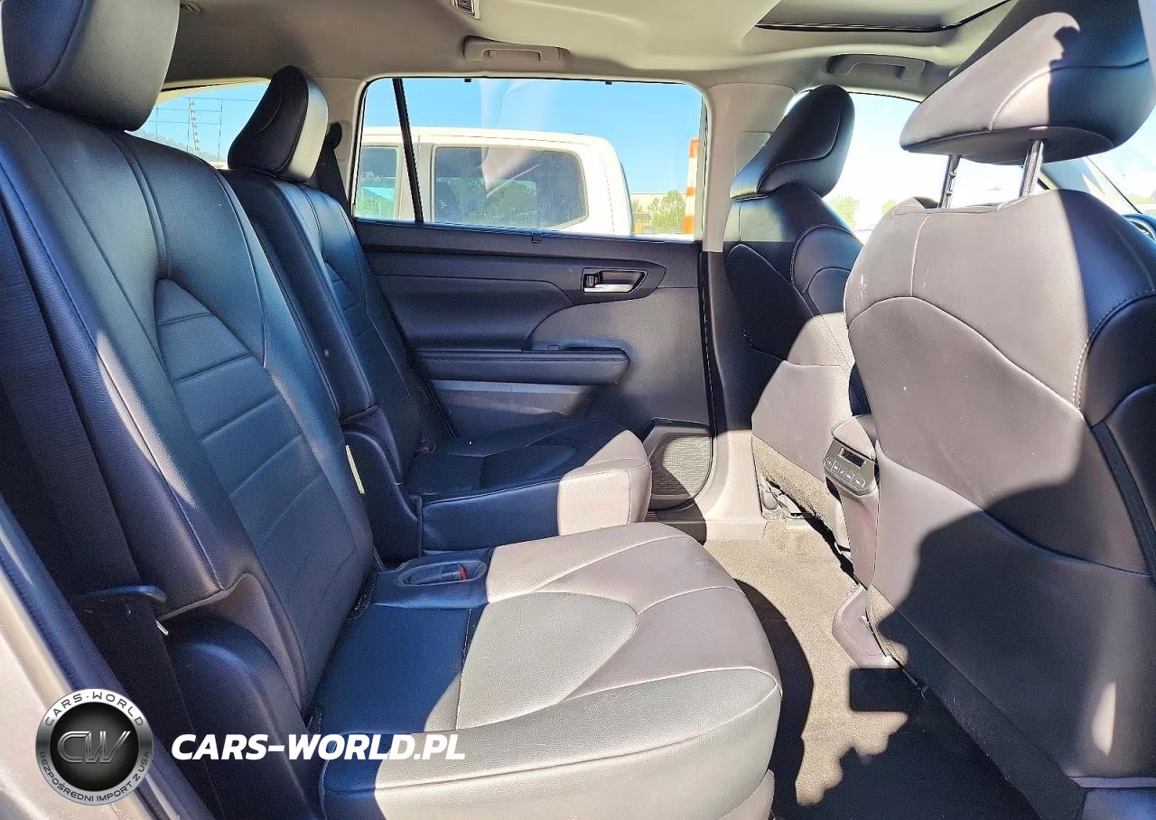 2022 Toyota Highlander Xle VIN:5TDGZRAH4NS539819 - 11