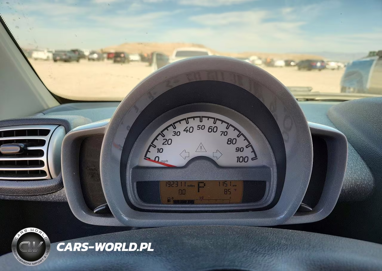 2009 Smart Fortwo Pure VIN:WMEEJ31X89K232879 - 9
