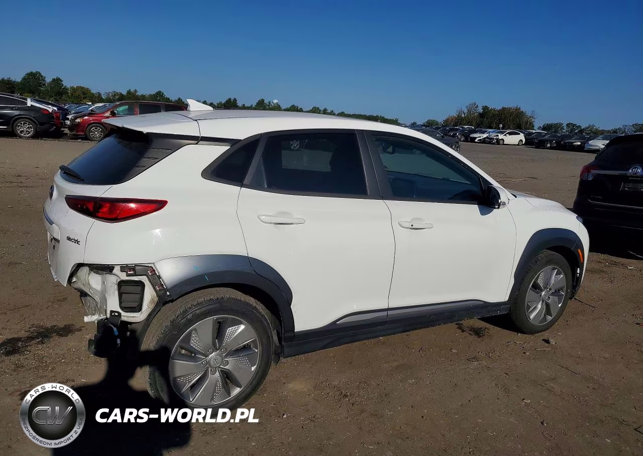 2021 Hyundai Kona Limited VIN:KM8K33AGXMU135445 - 3