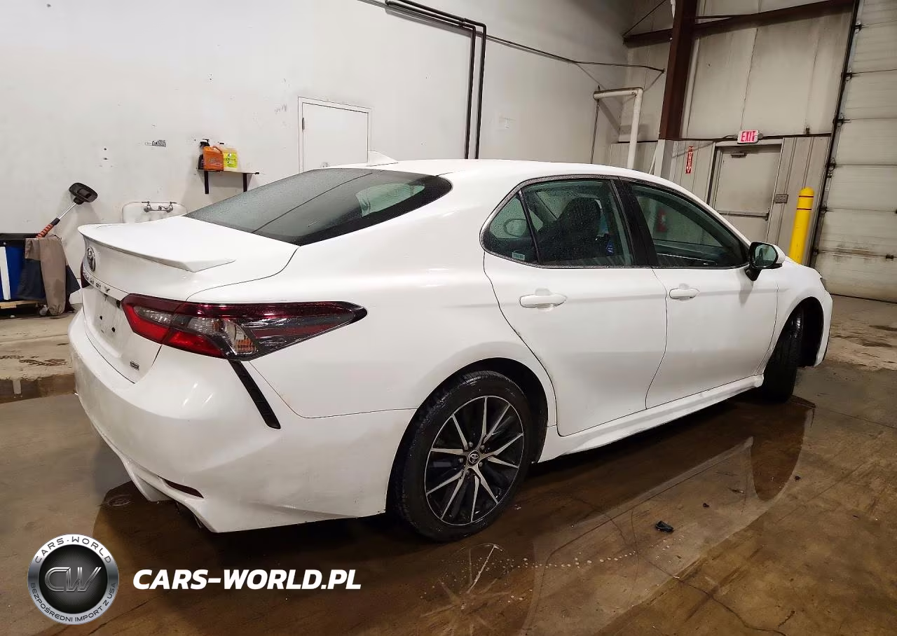 2022 Toyota Camry Se VIN:4T1G11AK8NU628899 - 3