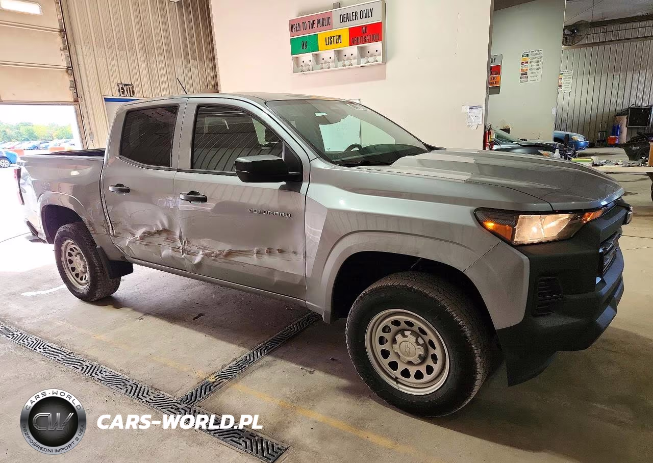 2025 Chevrolet Colorado VIN:1GCPSBEK7S1171243 - 4