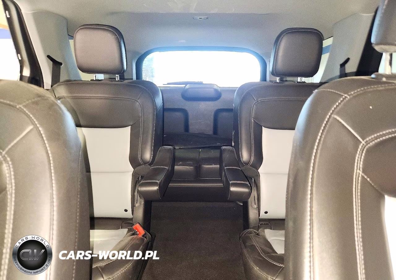 2023 Ford Explorer Xlt VIN:1FMSK8DH8PGA29082 - 10