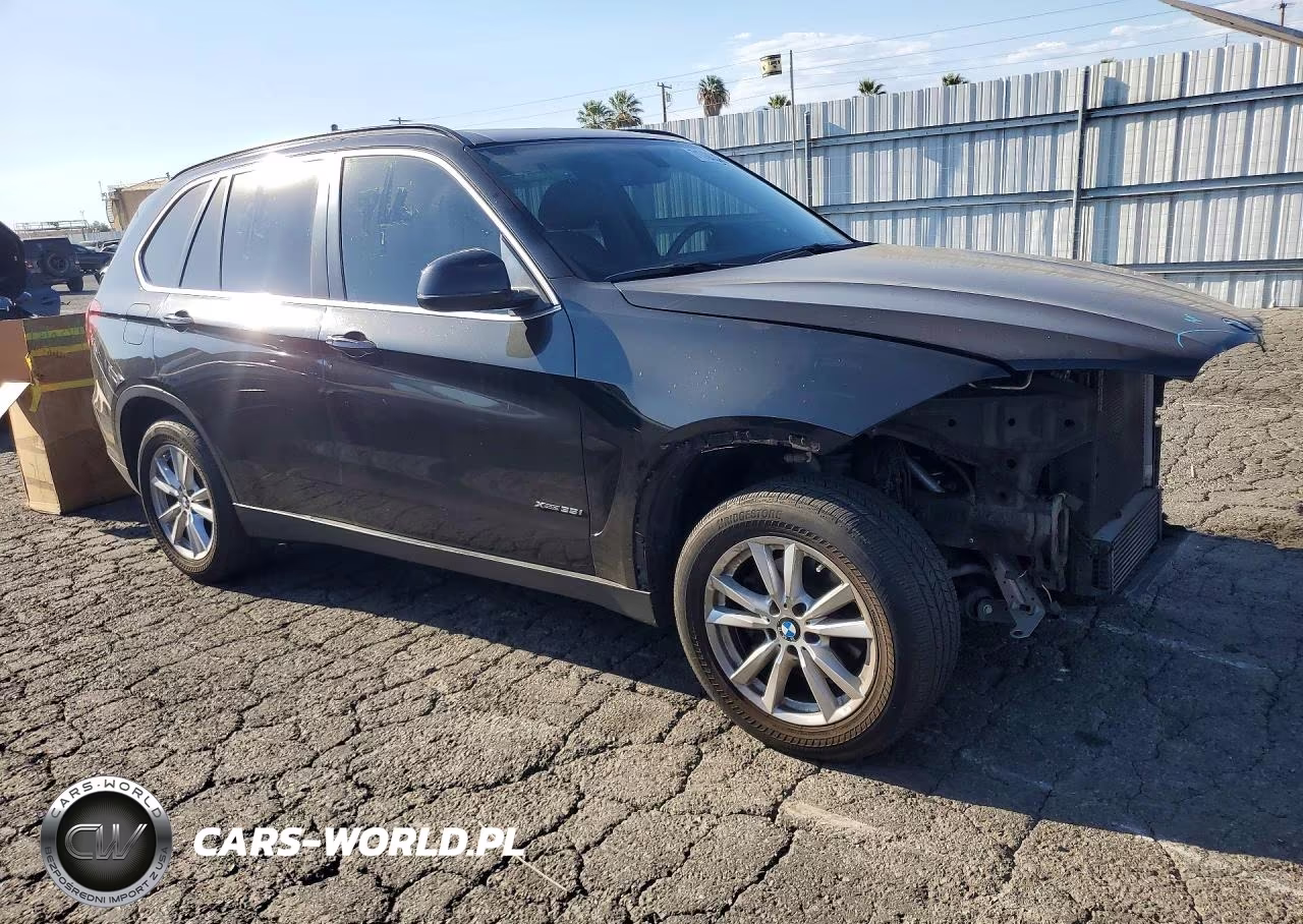 2015 BMW X5 xDrive35I VIN:5UXKR0C5XF0P08799 - 4