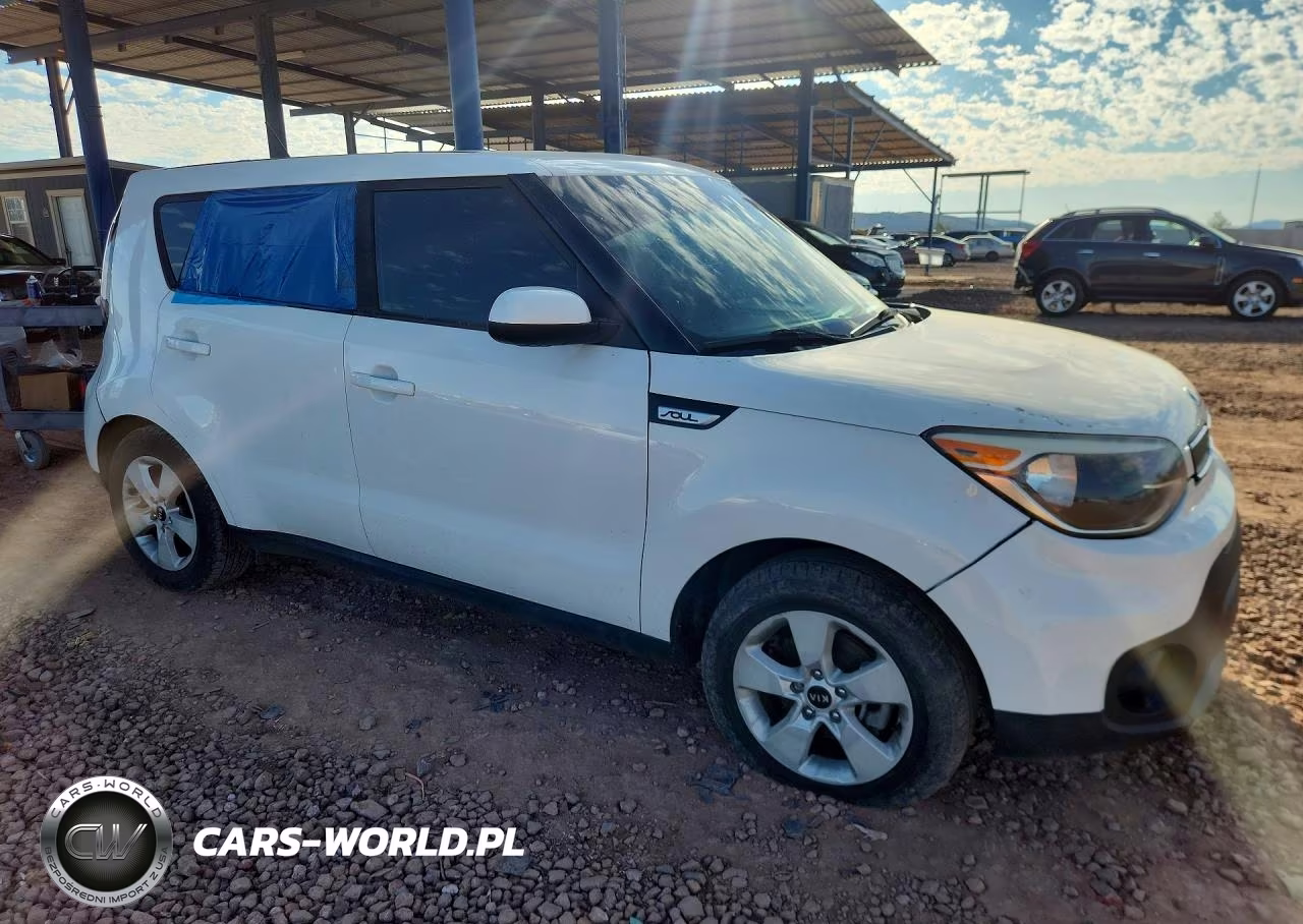 2019 Kia Soul Base VIN:KNDJN2A2XK7674586 - 4