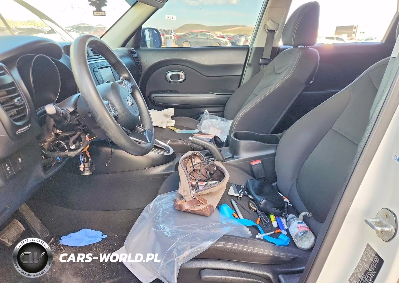 2019 Kia Soul Base VIN:KNDJN2A2XK7674586 - 7