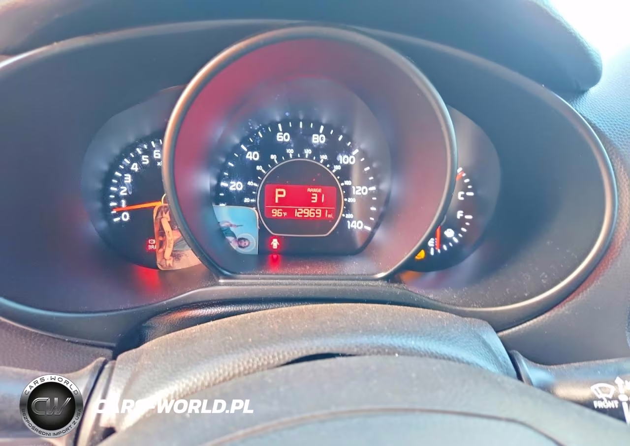 2019 Kia Soul Base VIN:KNDJN2A2XK7674586 - 9