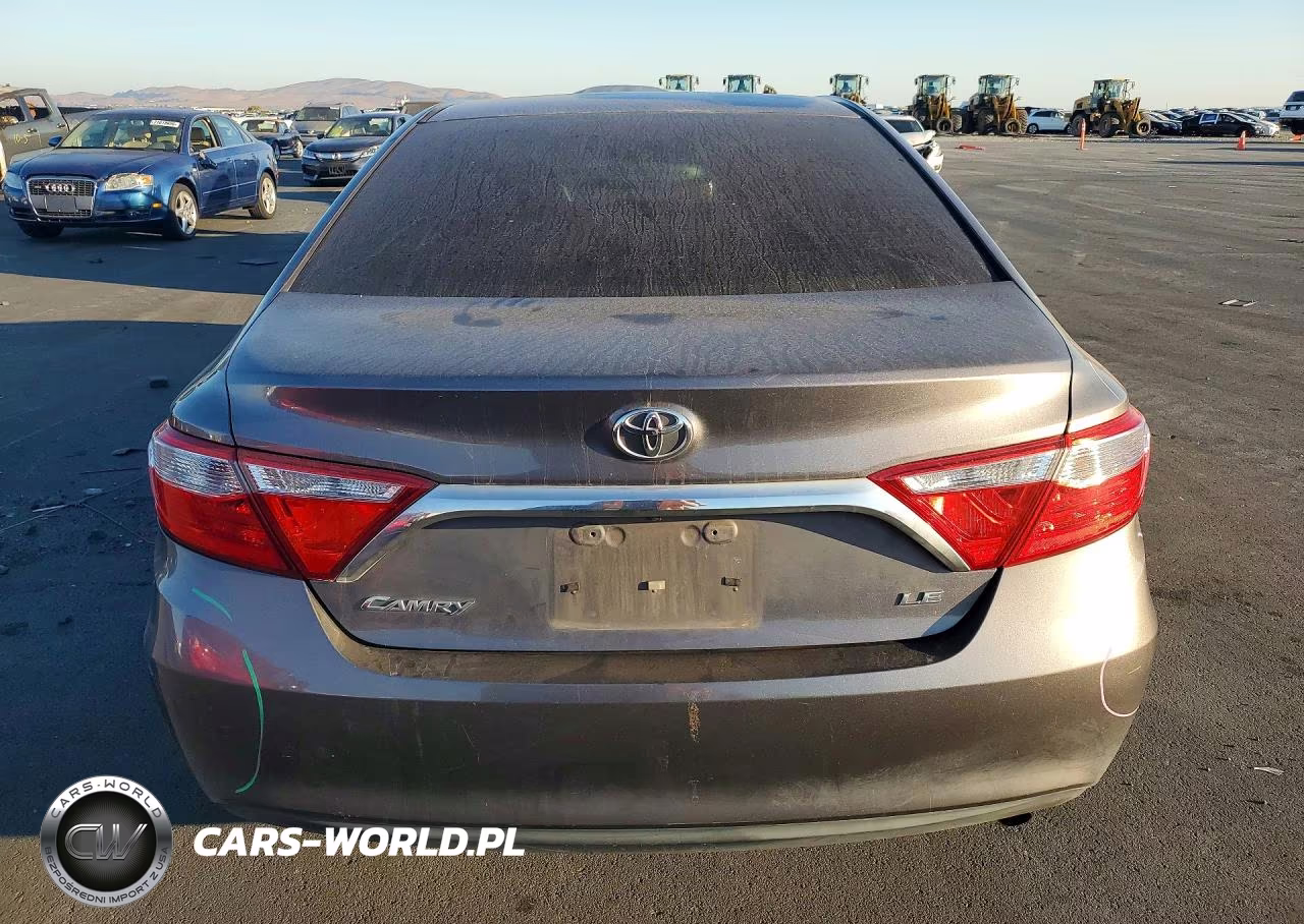 2016 Toyota Camry Le VIN:4T4BF1FK1GR572611 - 6
