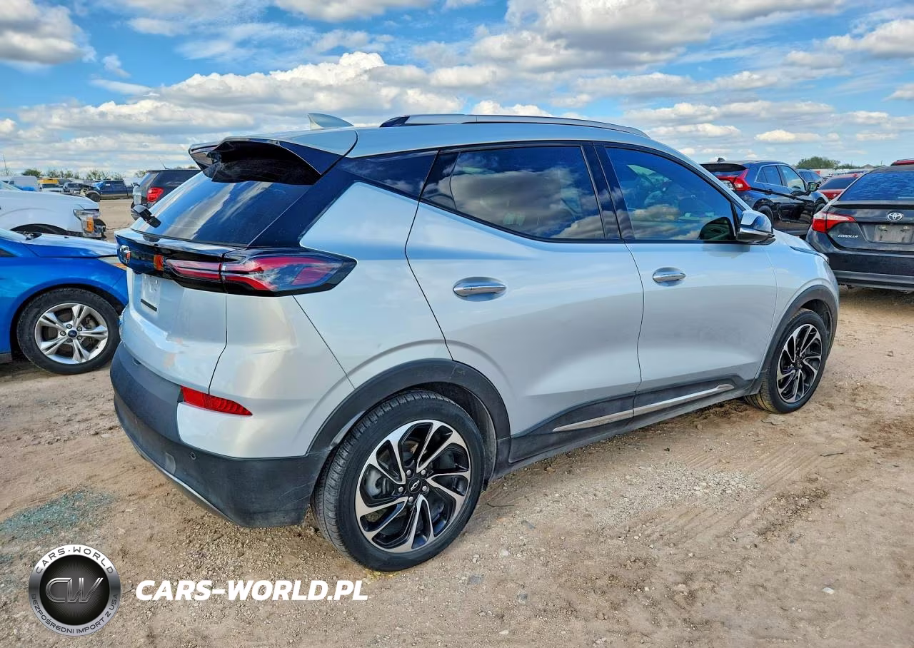 2023 Chevrolet Bolt Euv Premier VIN:1G1FZ6S07P4108885 - 3