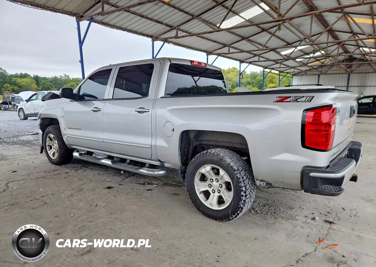 2018 Chevrolet Silverado K1500 Lt VIN:3GCUKREC5JG499734 - 2