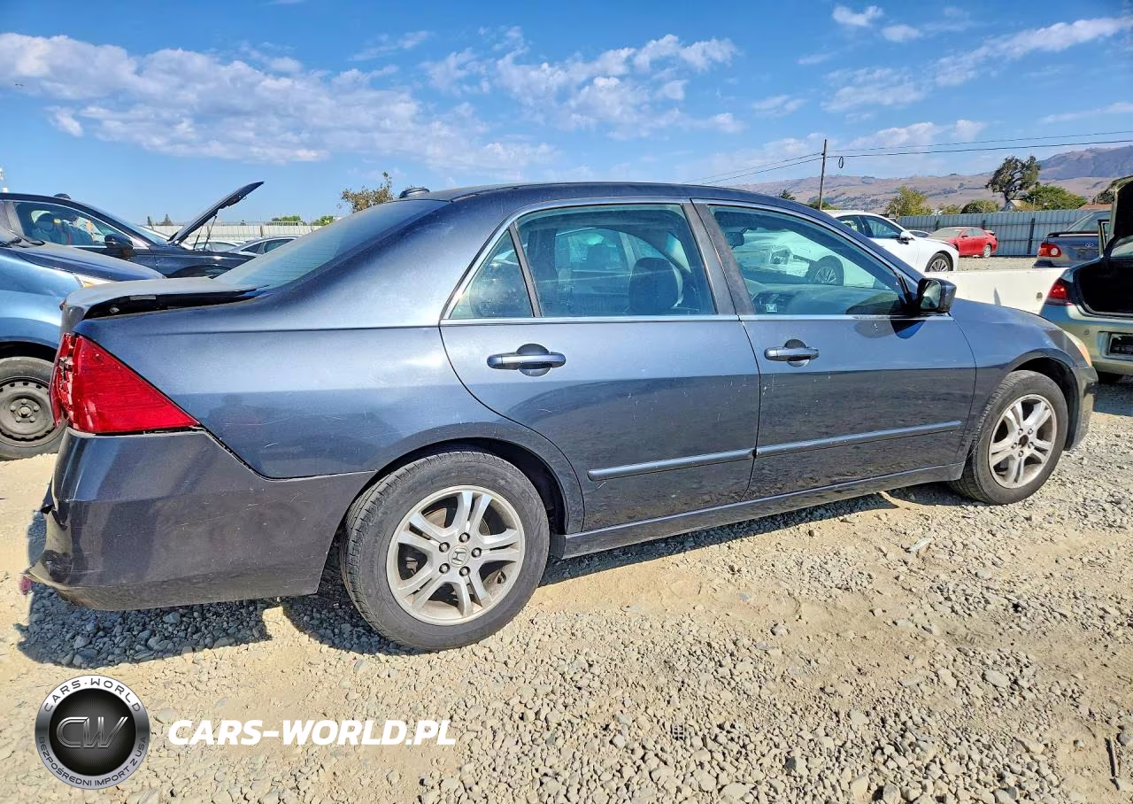 2007 Honda Accord Ex VIN:1HGCM56857A132978 - 3