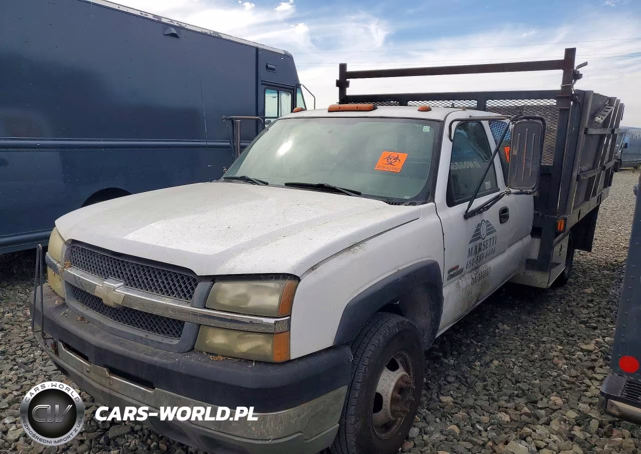 2004 Chevrolet Silverado C3500 VIN:1GBJC39194E179421 - 1