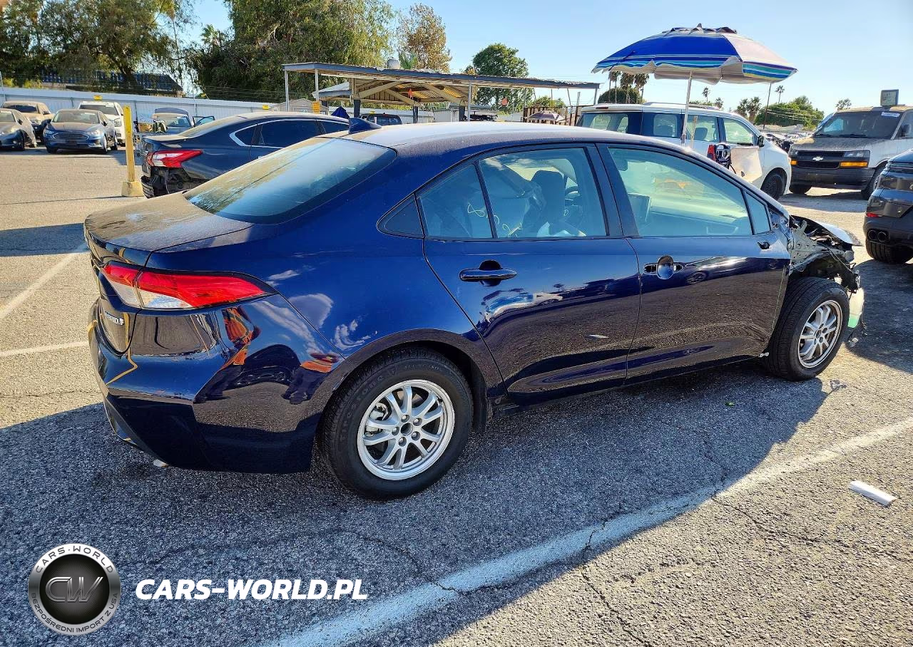 2021 Toyota Corolla Le VIN:JTDEAMDE4MJ002091 - 3