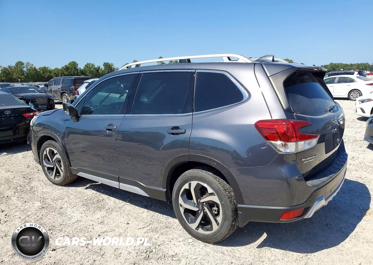 2023 Subaru Forester Touring VIN:JF2SKARC4PH519460 - 2